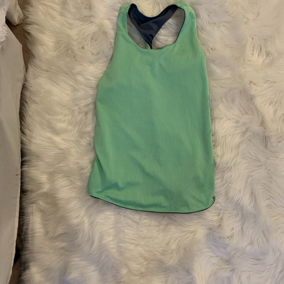 Rerversable athletic shirt - Picture 2 of 2